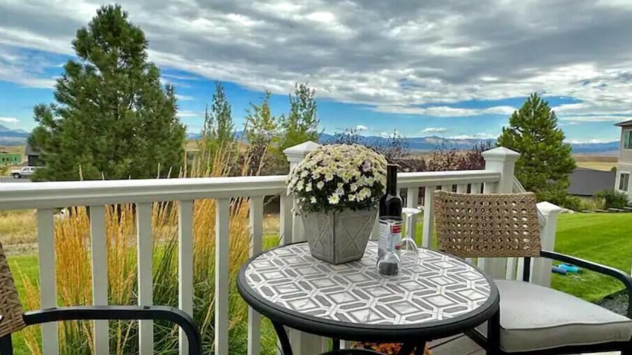 Photo of Others in Helena