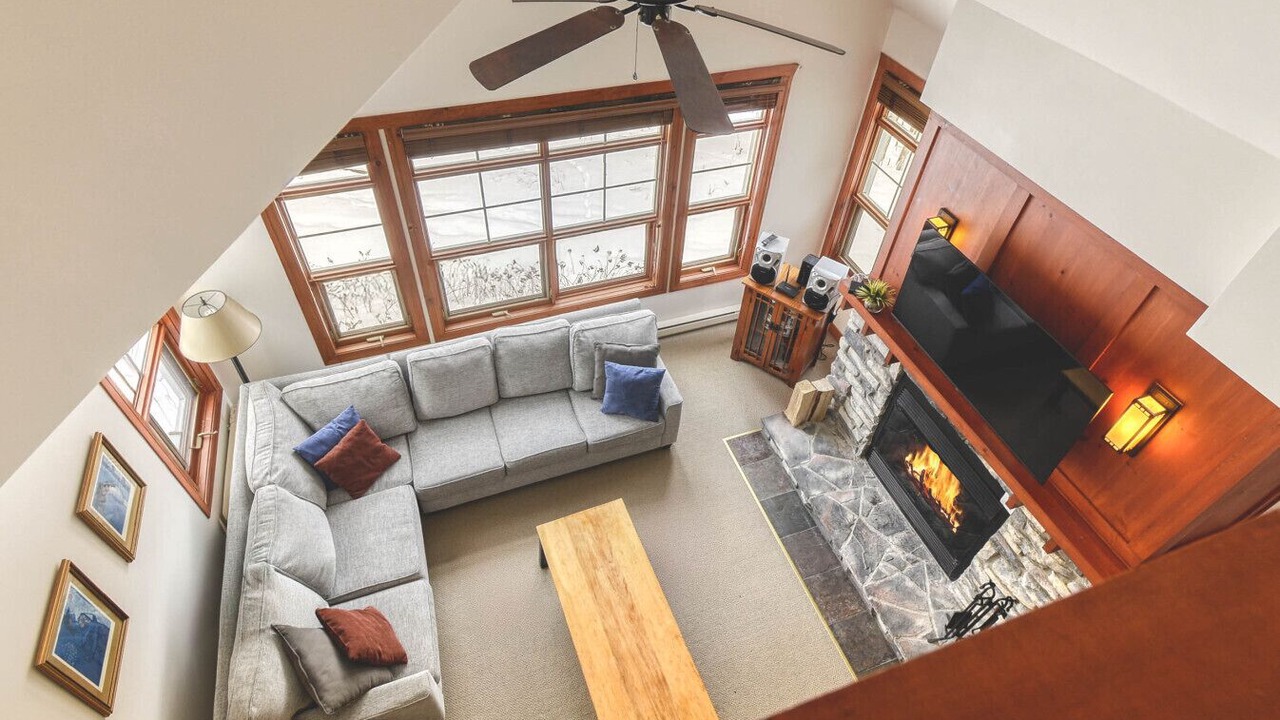 Photo of Livingroom in Tremblant-Les-Eaux