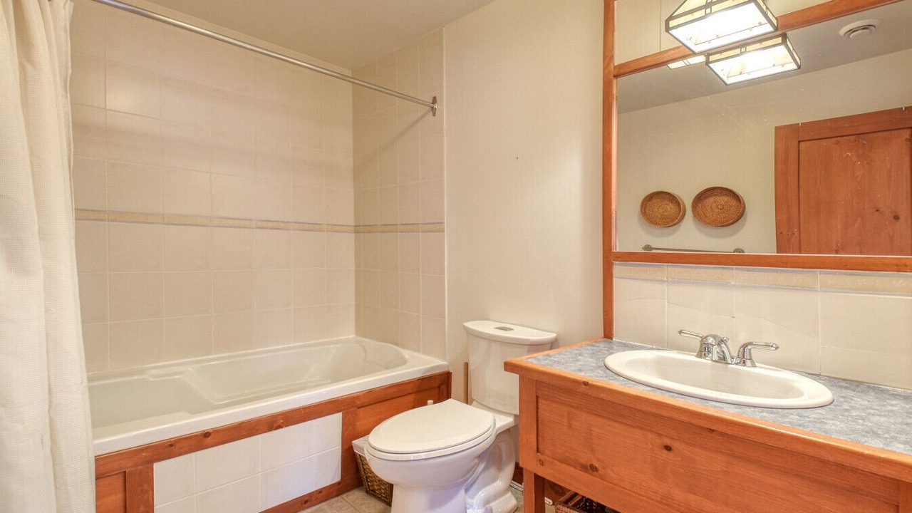 Photo of Bathroom in Tremblant-Les-Eaux