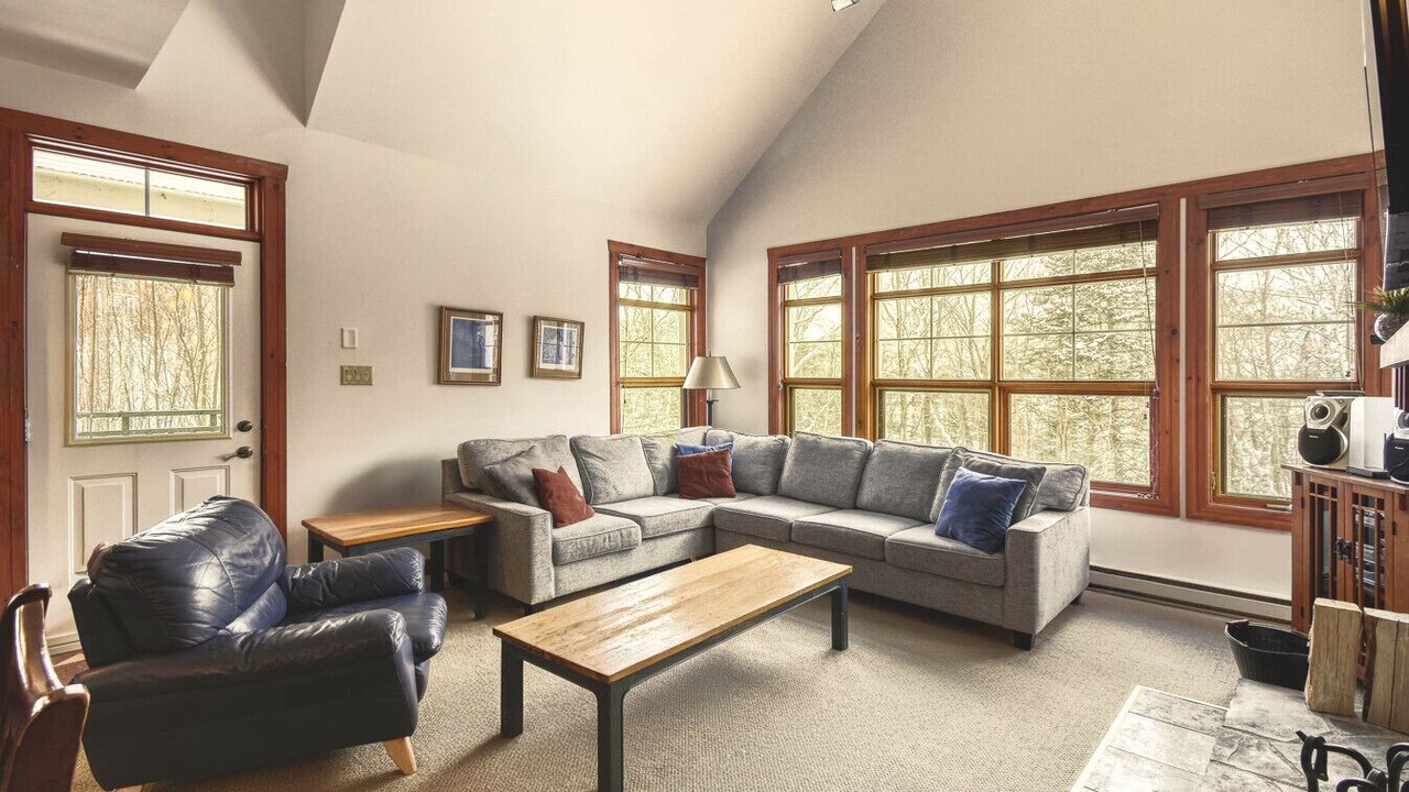 Photo of Livingroom in Tremblant-Les-Eaux