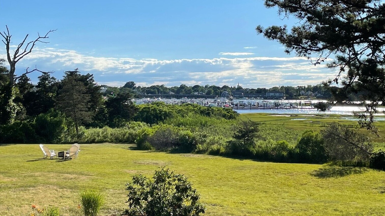 Photo of Others in West Dennis