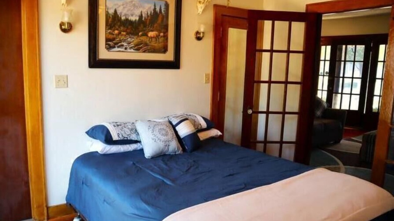 Photo of Bedroom in Hutchinson