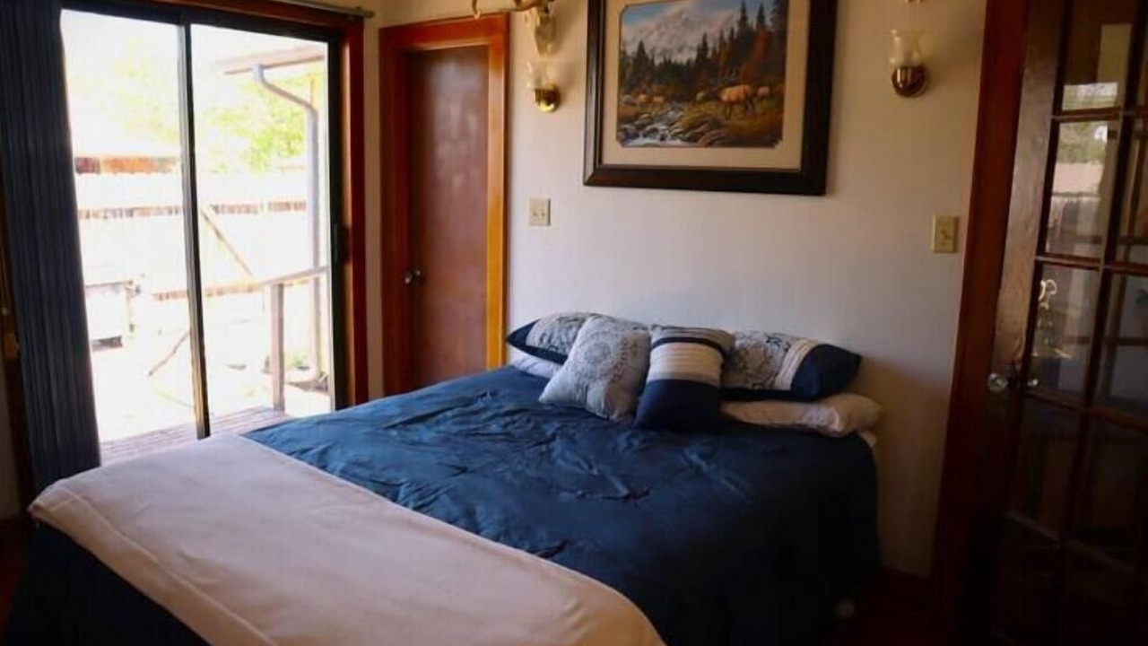 Photo of Bedroom in Hutchinson
