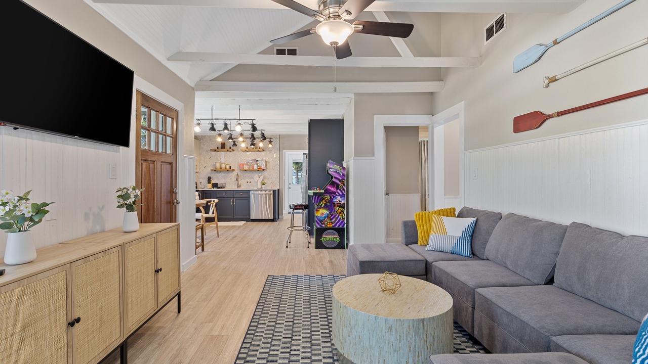 Photo of Livingroom in Lavon