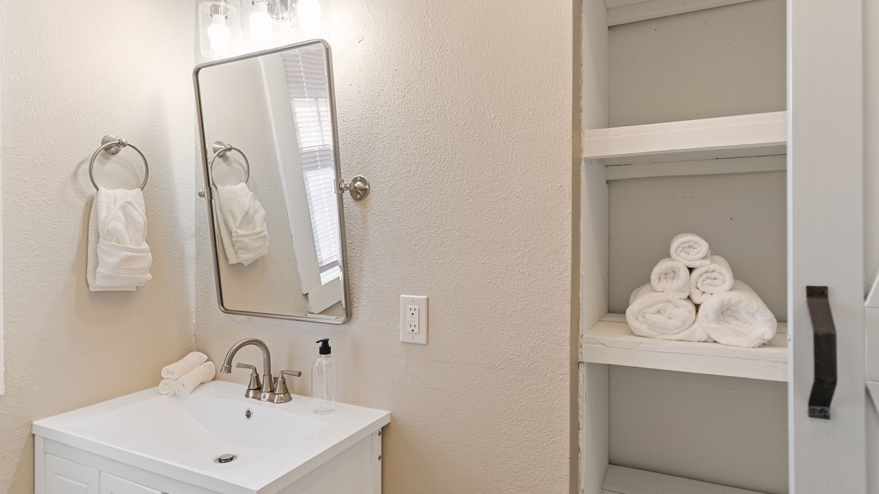 Photo of Bathroom in Lavon