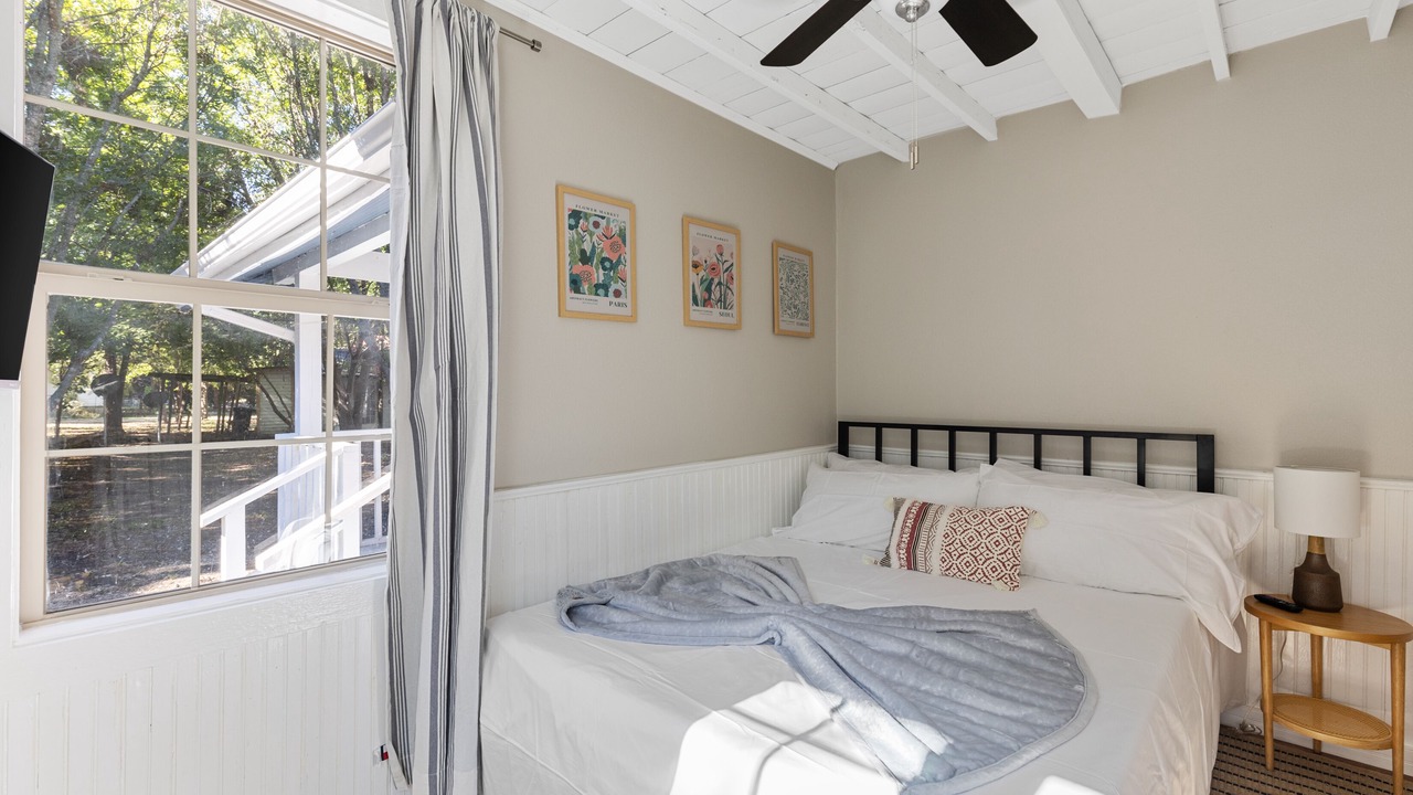 Photo of Bedroom in Lavon