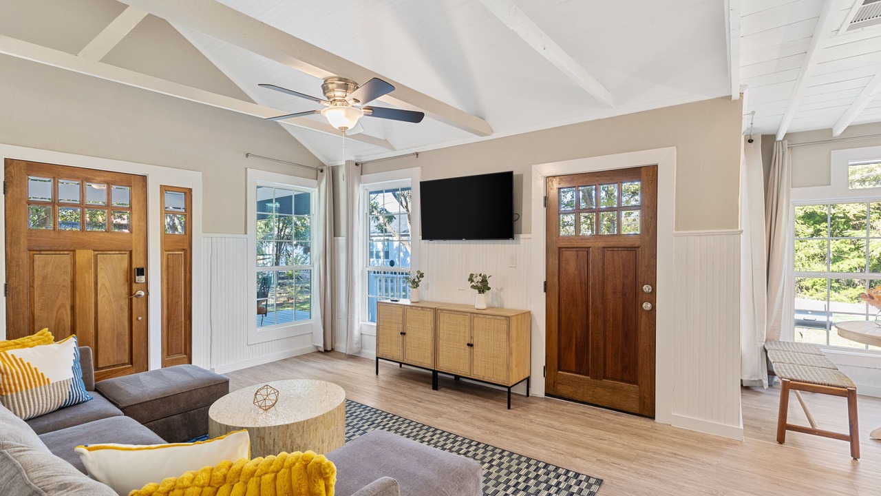 Photo of Livingroom in Lavon