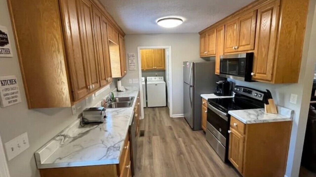 Photo of Kitchen in Guntersville