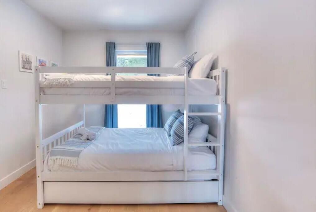 Photo of Bedroom in Mont-Tremblant