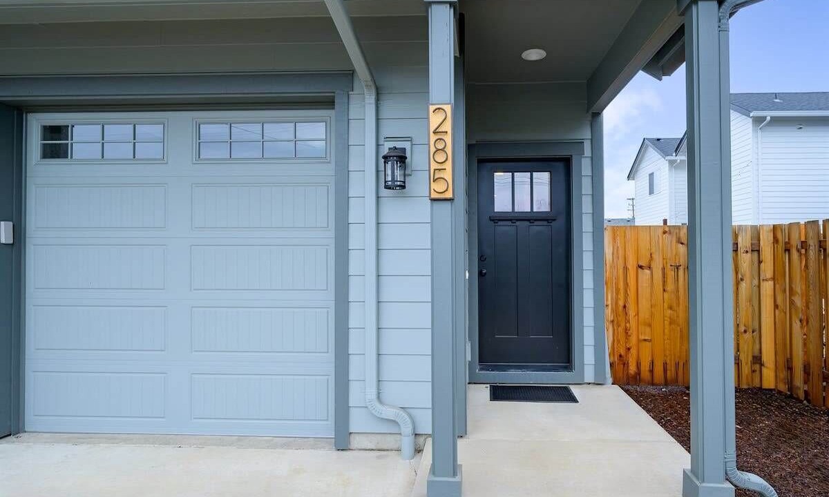 Photo of Others in Carlton