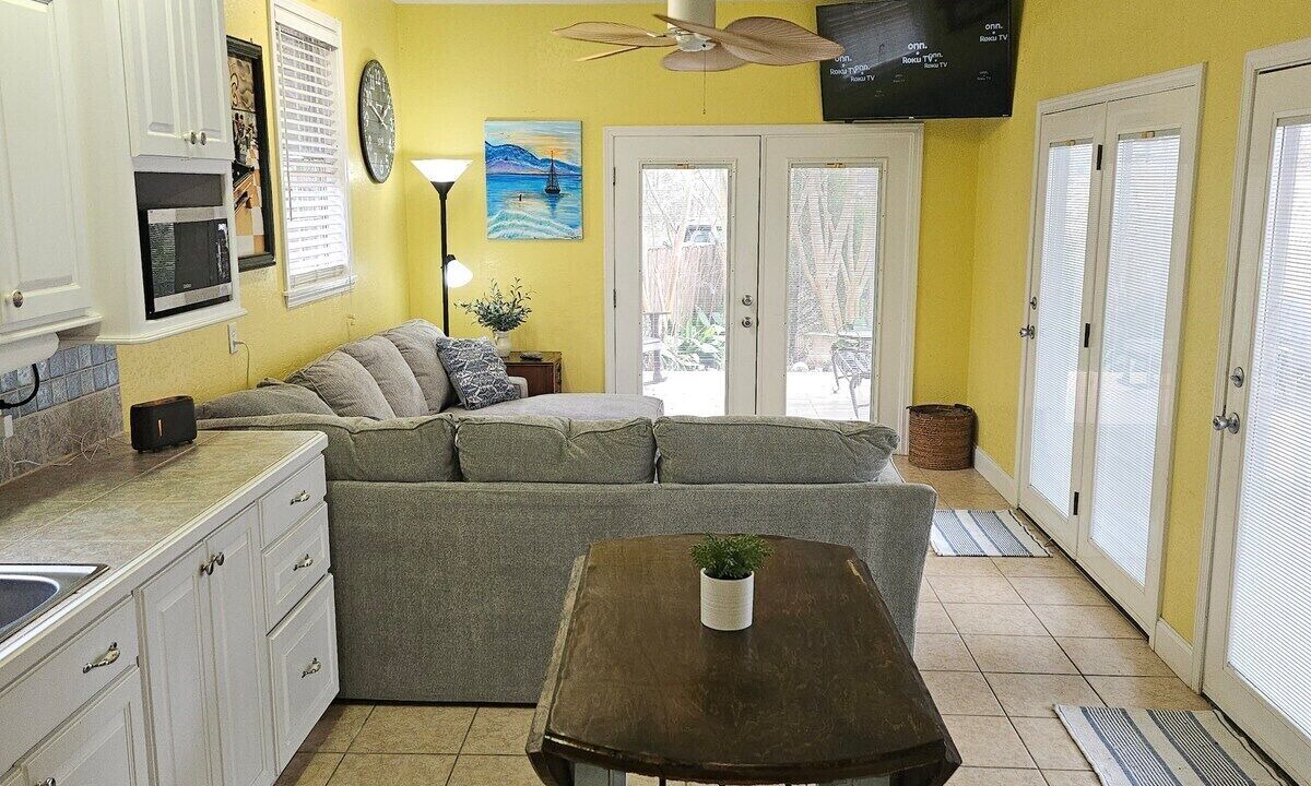 Photo of Livingroom in McComb