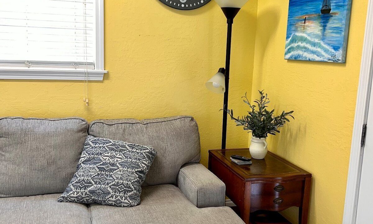 Photo of Livingroom in McComb
