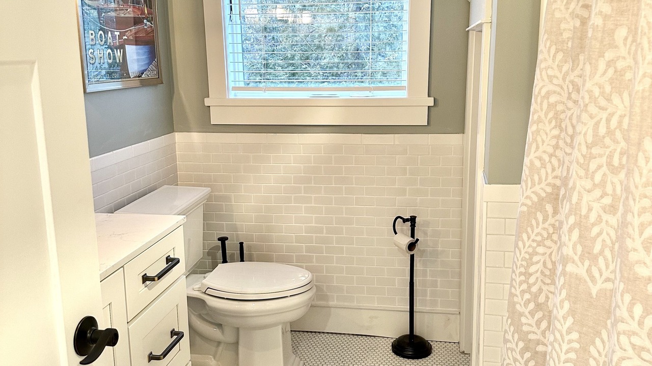 Photo of Bathroom in Mackinac Island