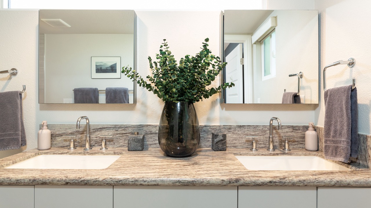 Photo of Bathroom in Desert Park Estates