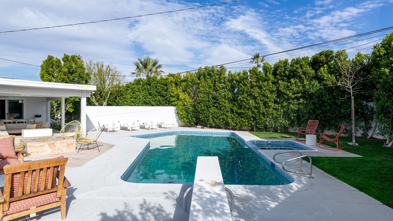 Photo of Outdoor in Desert Park Estates