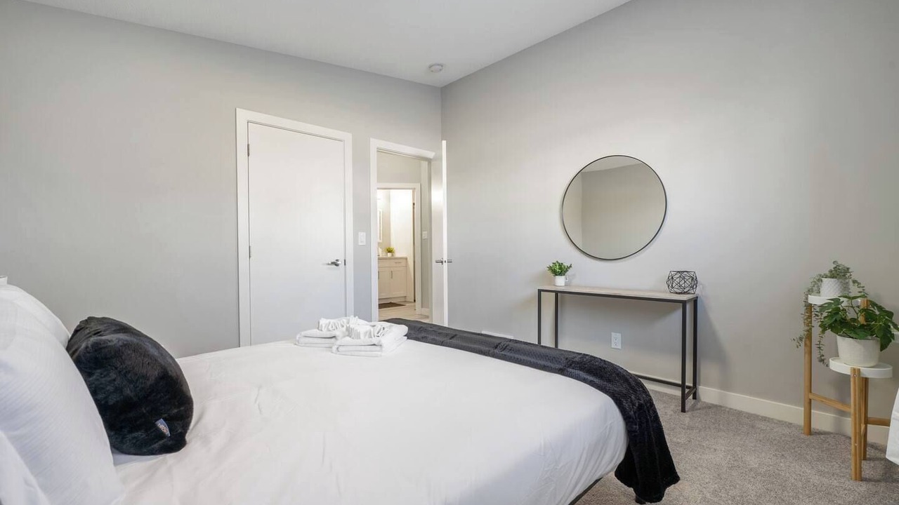 Photo of Others in Radisson Heights - Albert Park