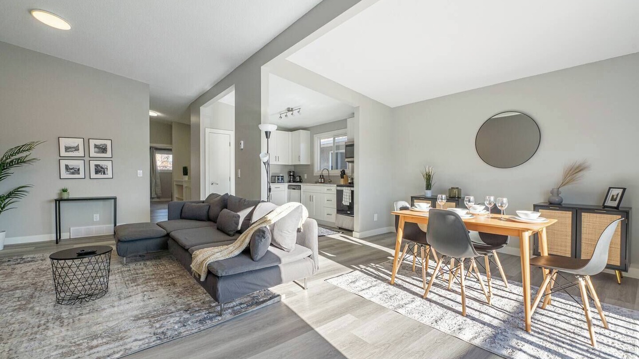 Photo of Others in Radisson Heights - Albert Park