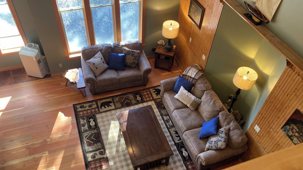 Photo of Livingroom in Bayview