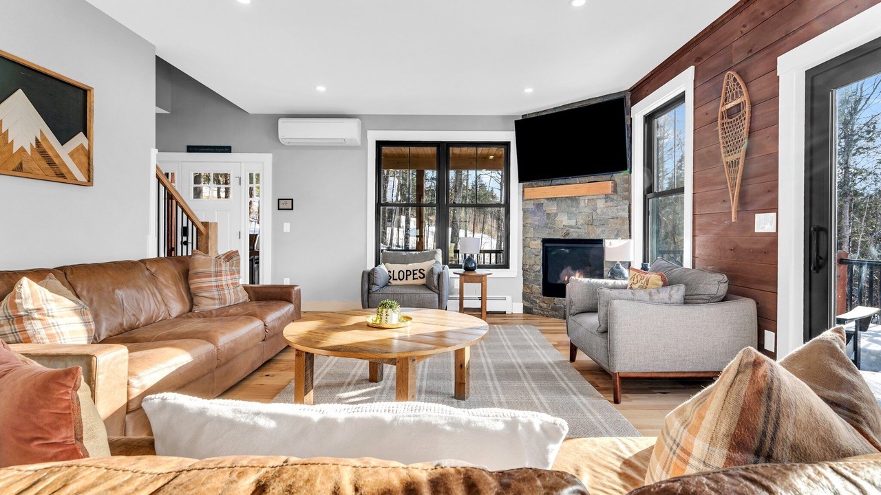 Photo of Livingroom in Sunday River Area