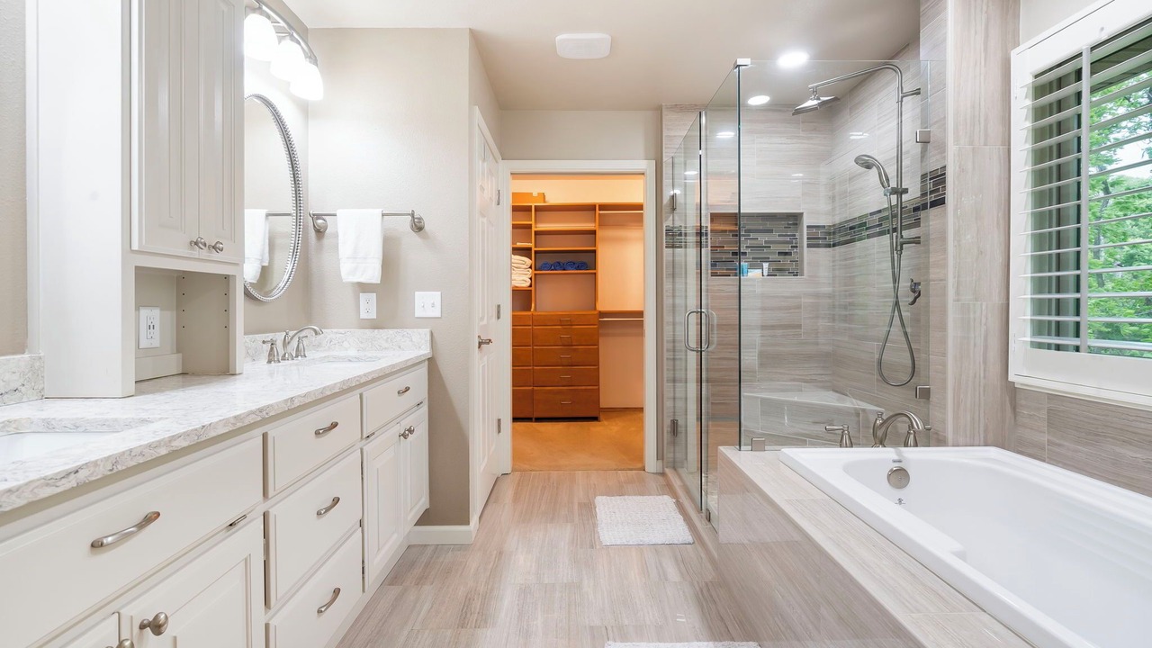 Photo of Bathroom in Bella Vista