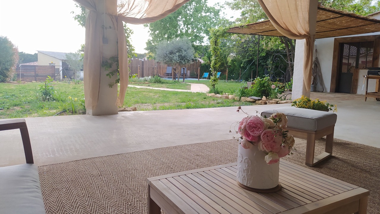 Photo of Patio Balcony in Mornas