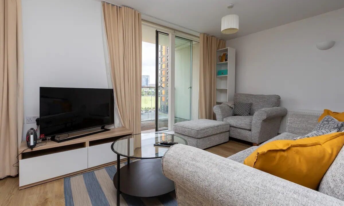 Photo of Livingroom in Tower Hamlets