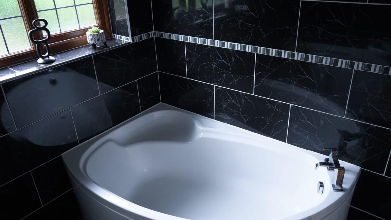 Photo of Bathroom in Rugby