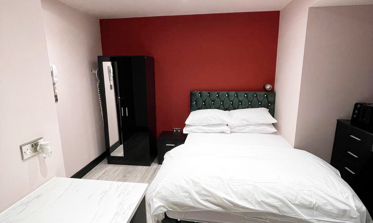 Photo of Bedroom in Headstone North