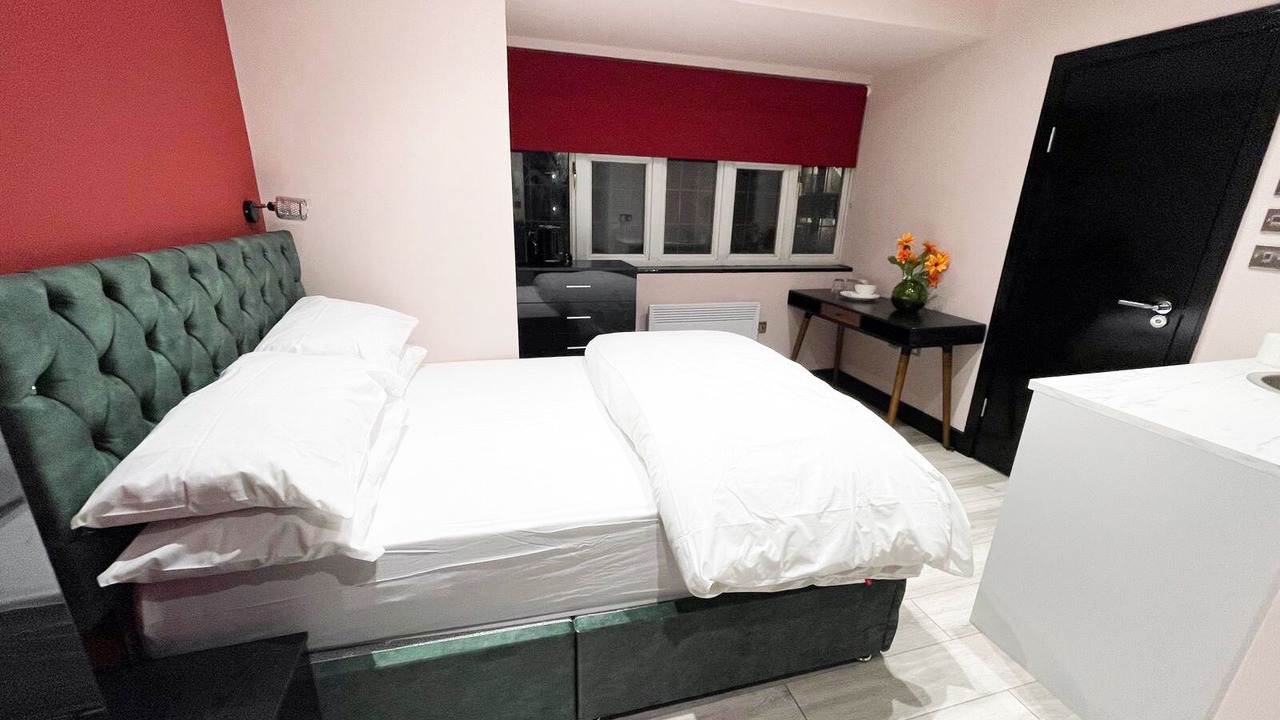 Photo of Bedroom in Headstone North