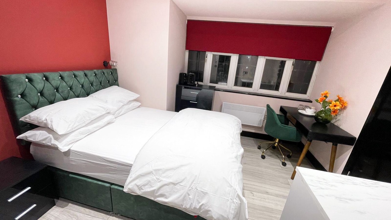 Photo of Bedroom in Headstone North