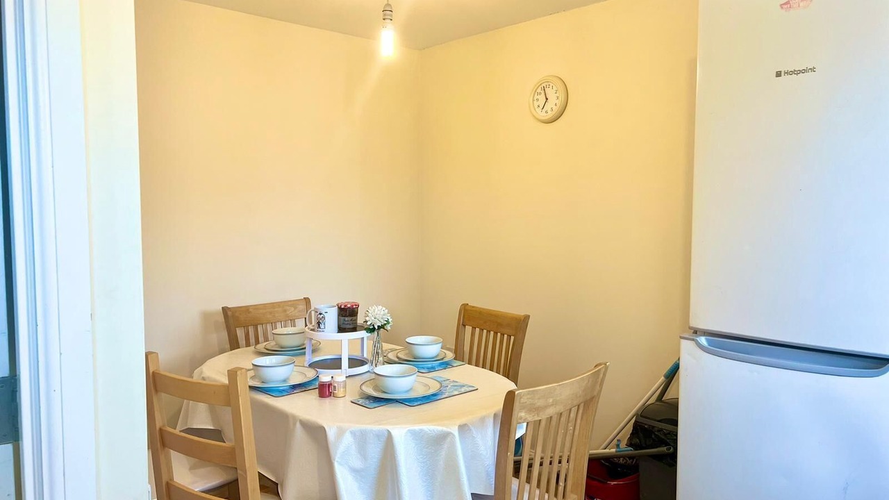 Photo of Others in Hatfield