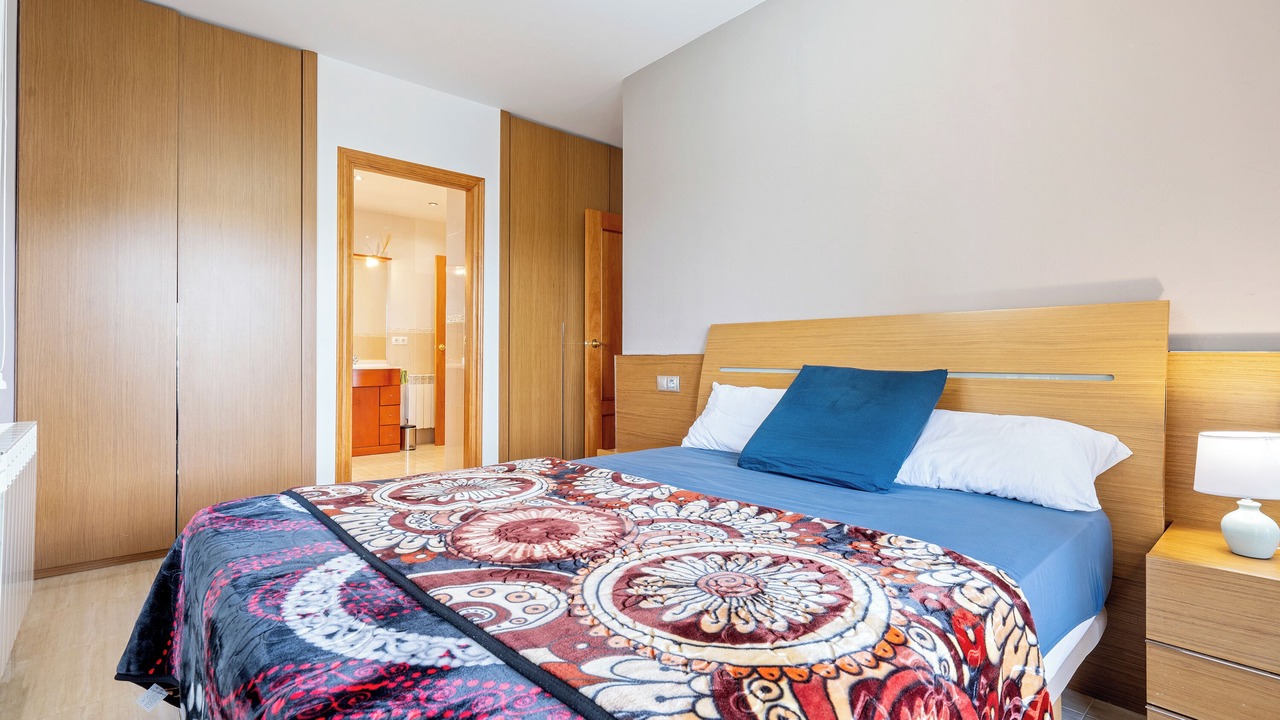 Photo of Bedroom in El Castell de Montornes