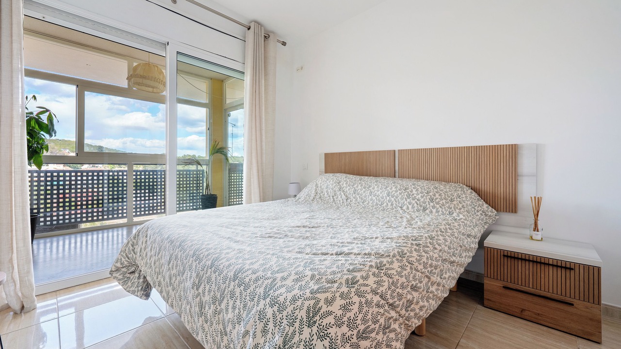 Photo of Bedroom in El Castell de Montornes