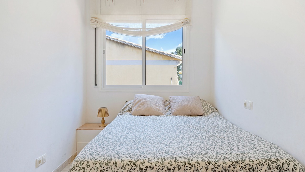 Photo of Bedroom in El Castell de Montornes