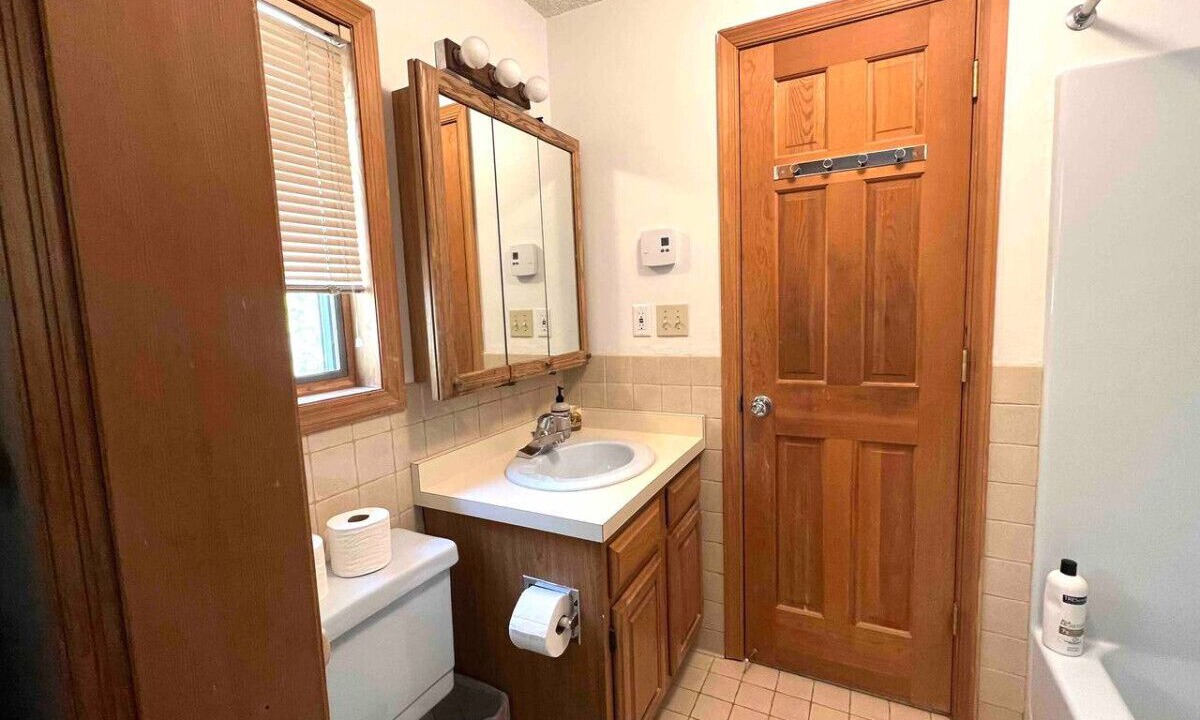 Photo of Bathroom in Big Indian