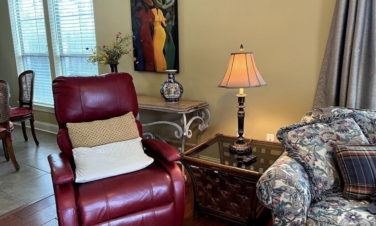 Photo of Livingroom in Scotlandville