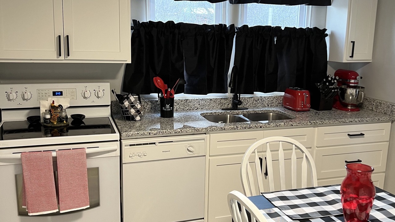Photo of Kitchen in Burkesville