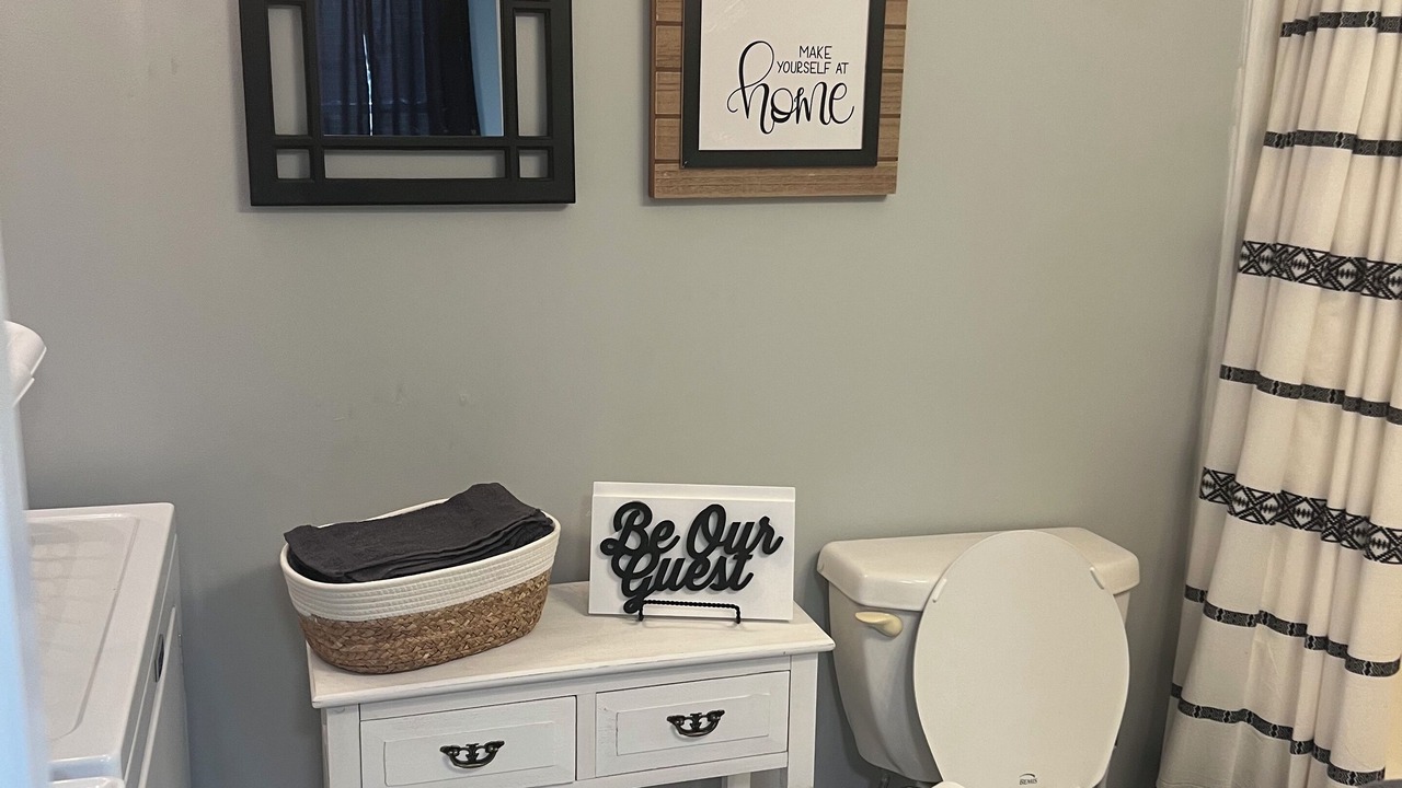 Photo of Bathroom in Burkesville