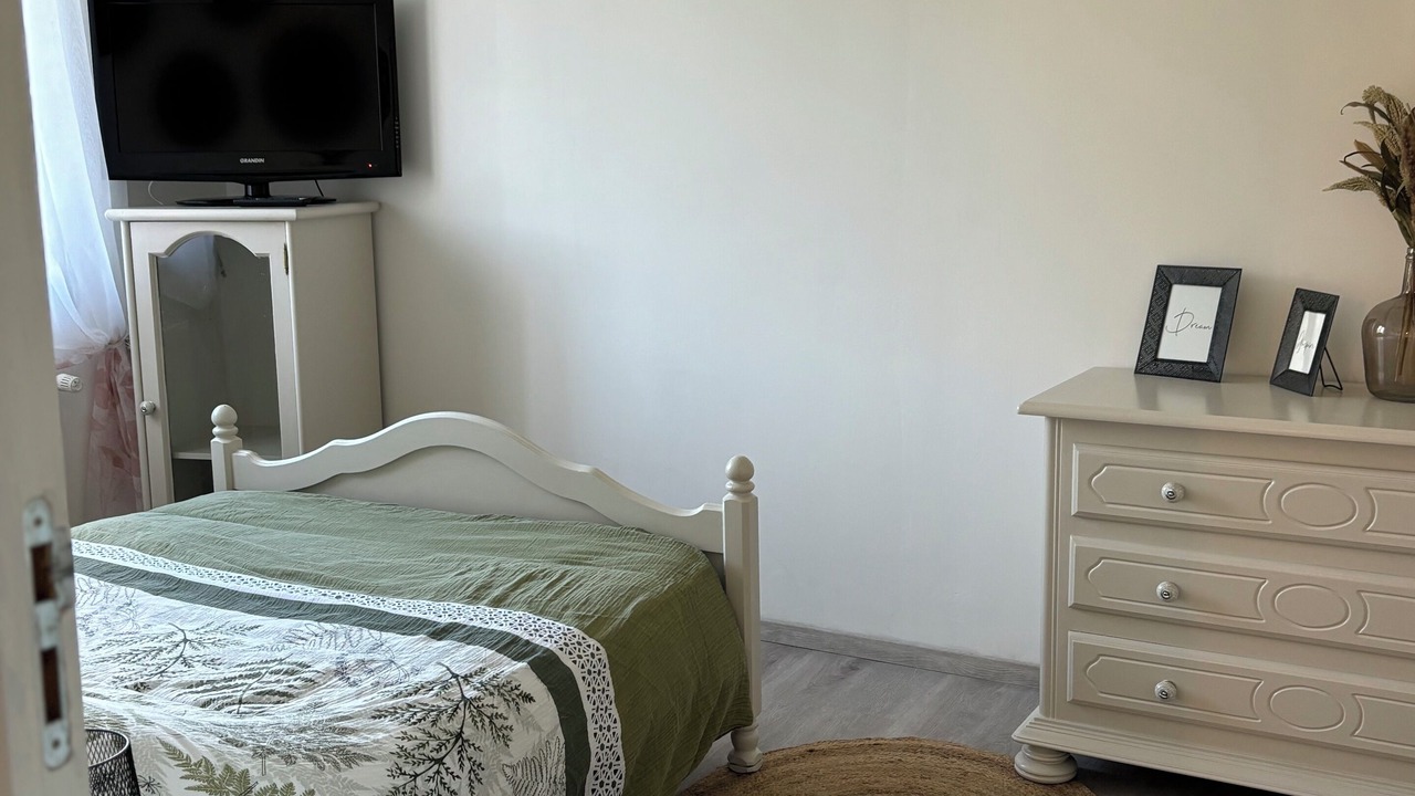 Photo of Bedroom in Saint-Martin-le-Beau