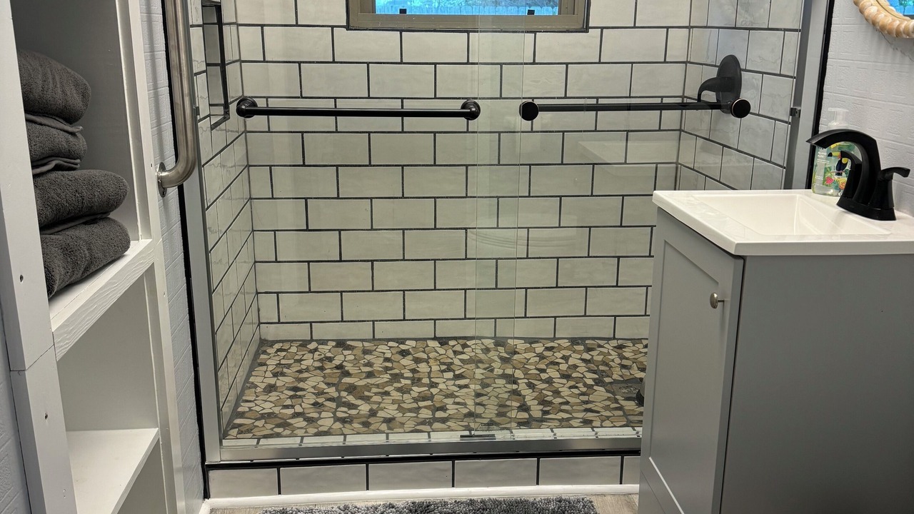 Photo of Bathroom in Long Mott
