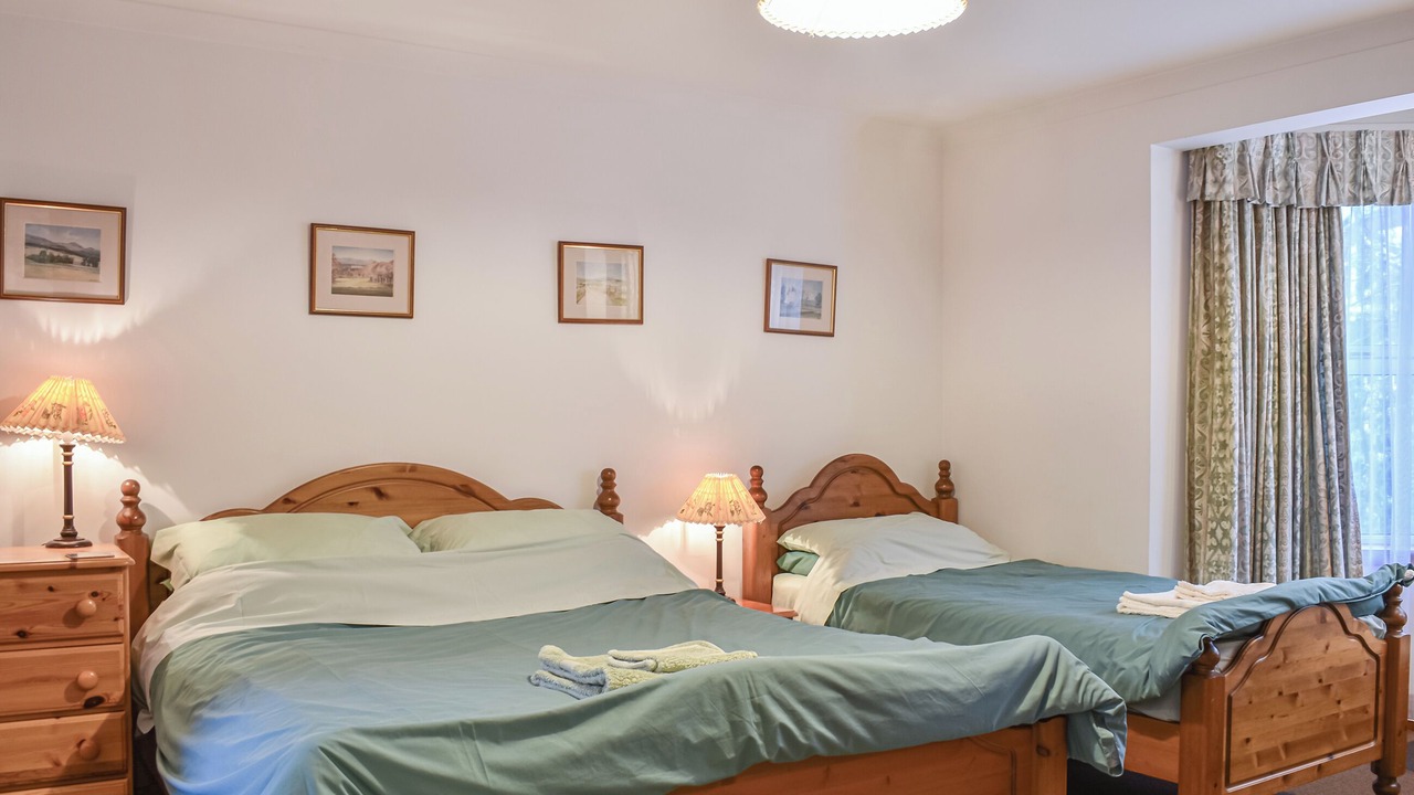 Photo of Others in Ballater