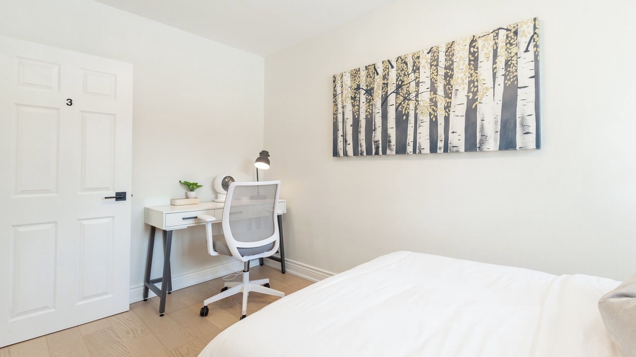 Photo of Bedroom in Richmond Hill