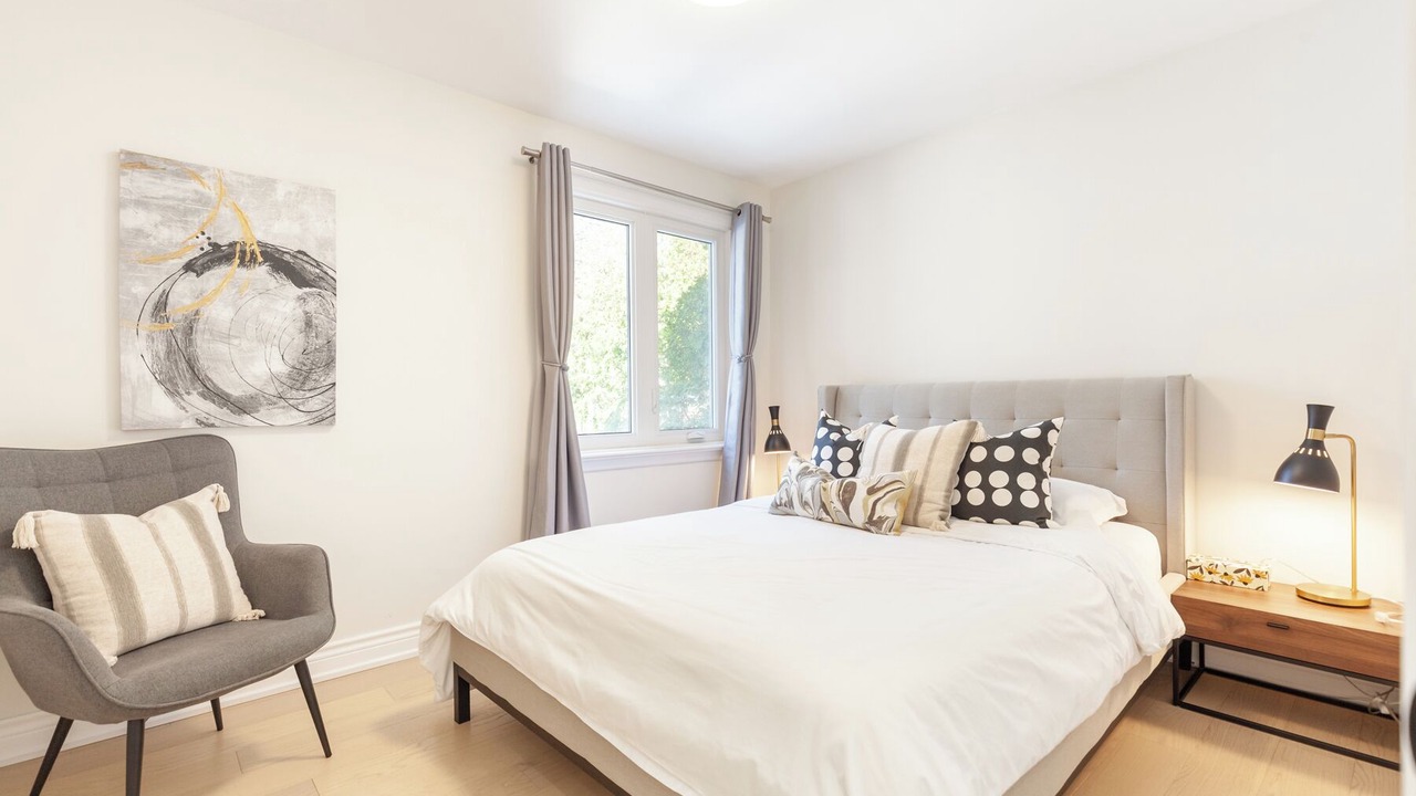 Photo of Bedroom in Richmond Hill