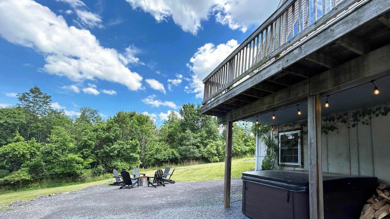 Photo of Patio Balcony in Cornwallville