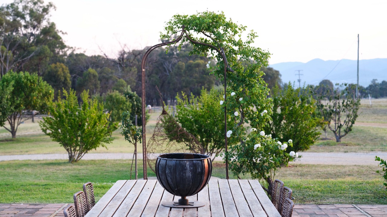 Photo of Outdoor in Bombira