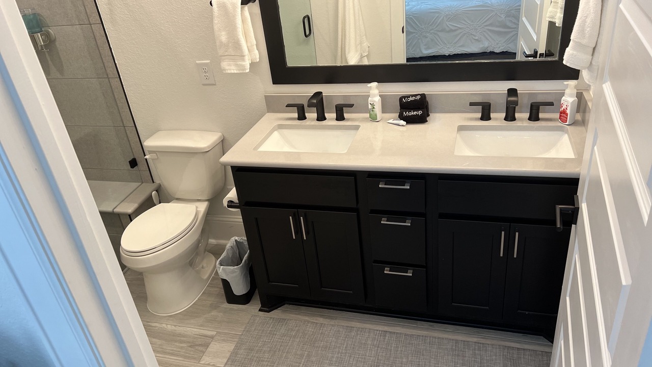 Photo of Bathroom in Decker Prairie