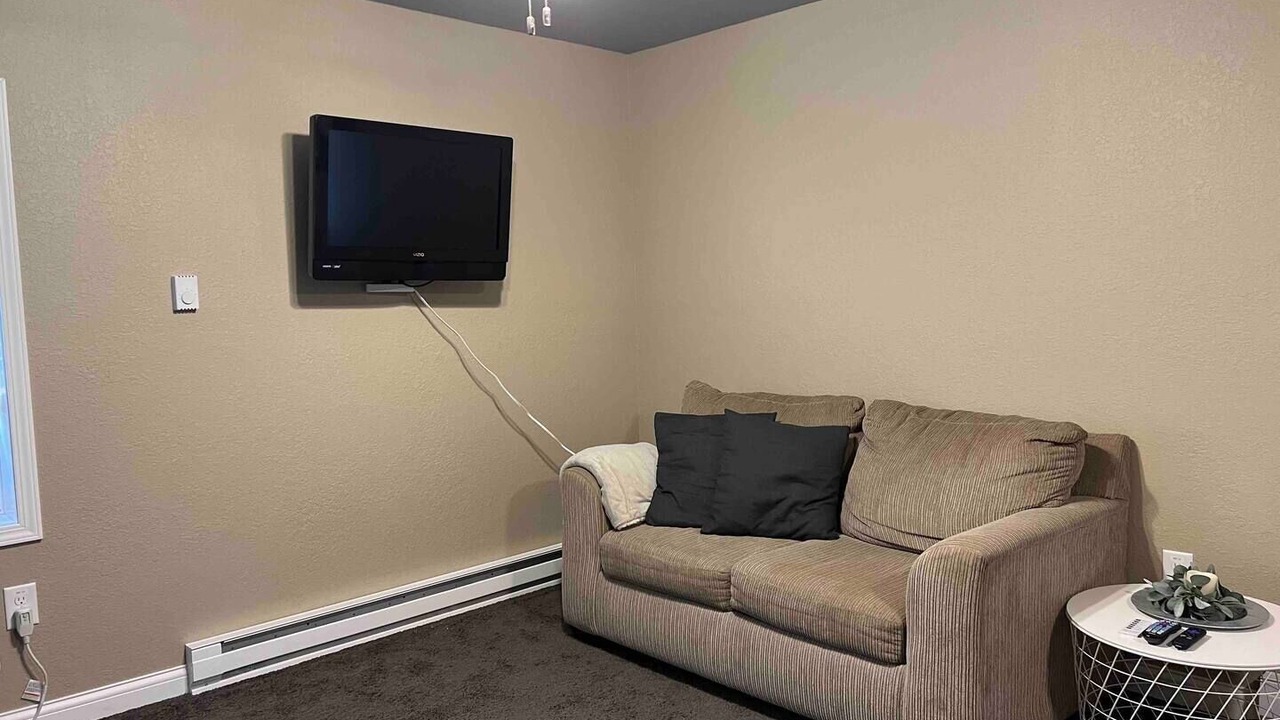 Photo of Livingroom in Alden