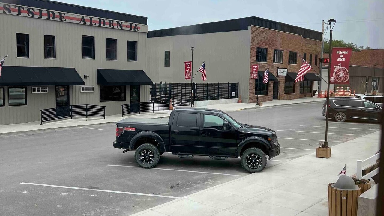 Photo of Outdoor in Alden