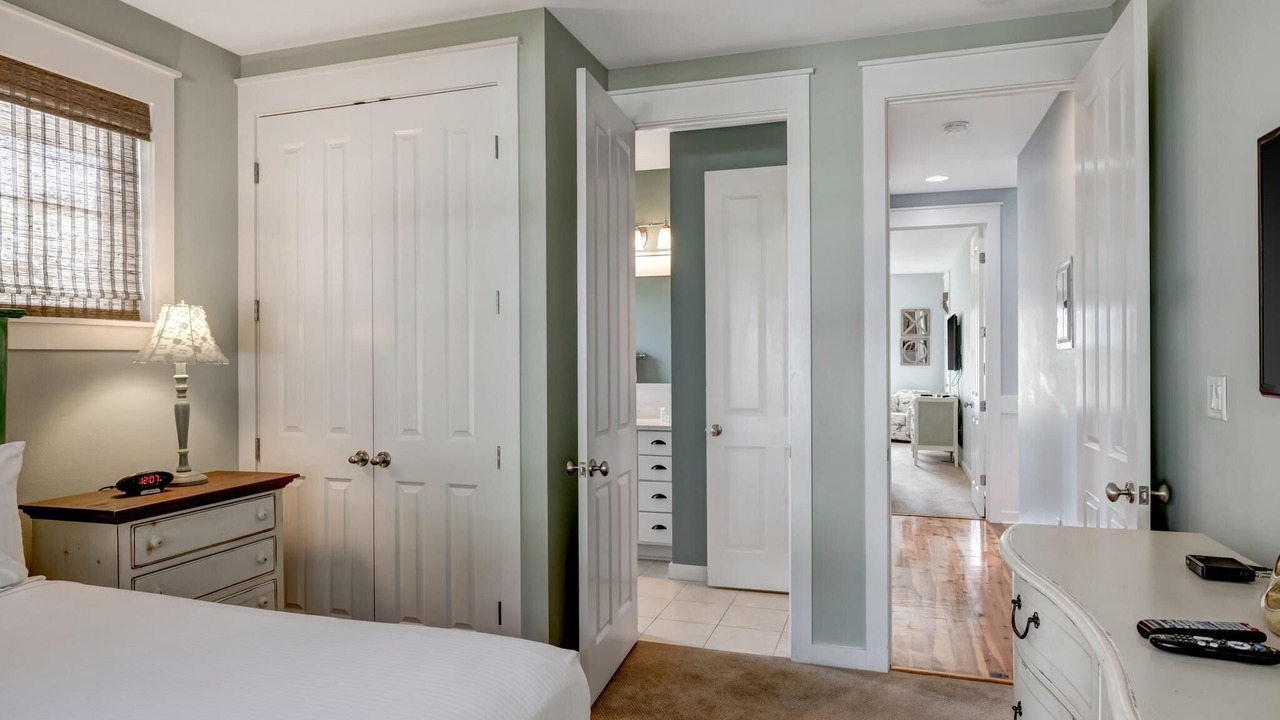 Photo of Bedroom in Laurel Grove
