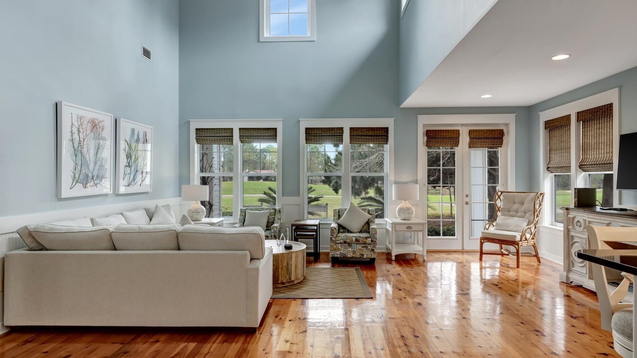 Photo of Livingroom in Laurel Grove